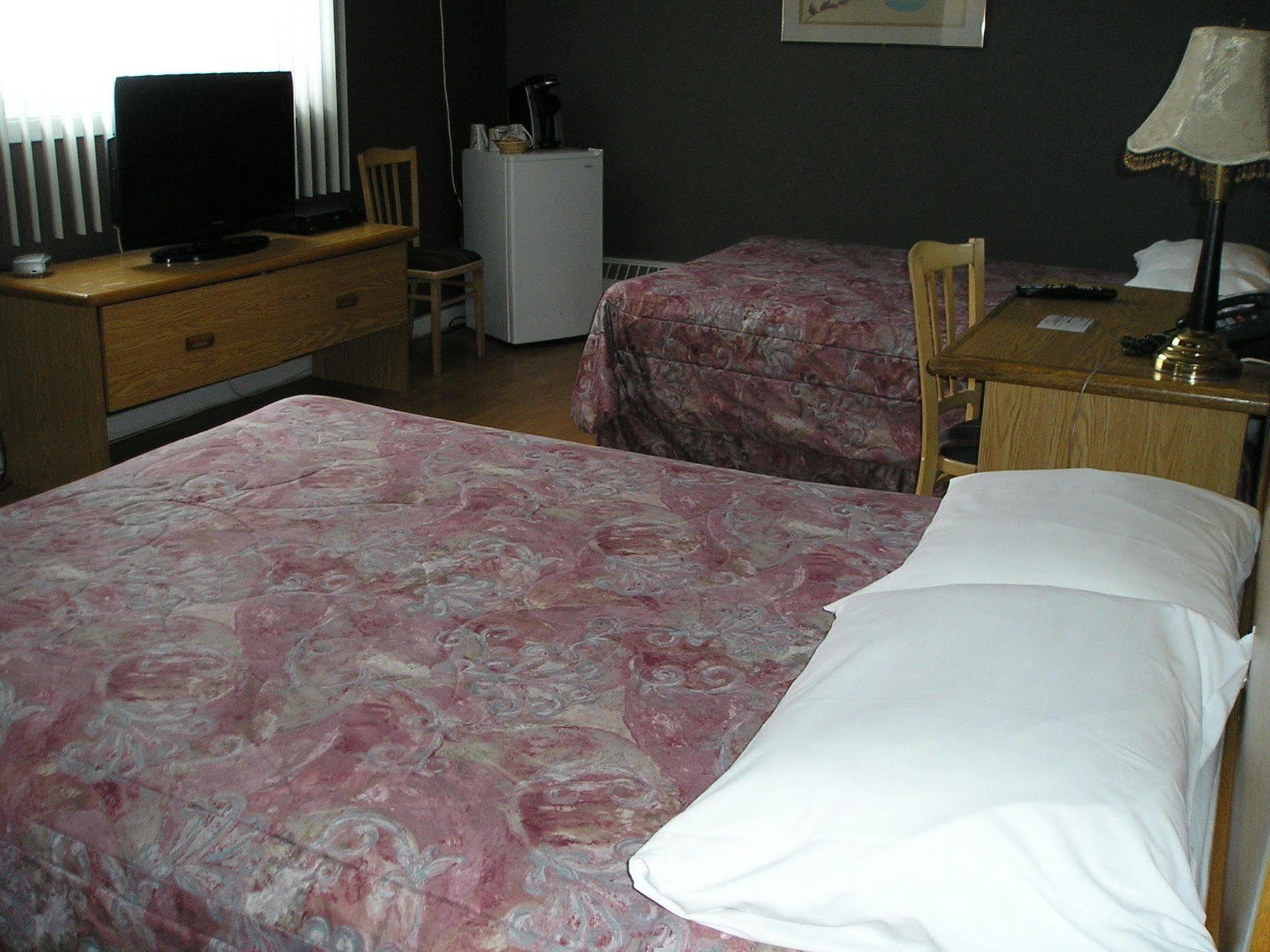 Motel Le Victo Victoriaville Kültér fotó